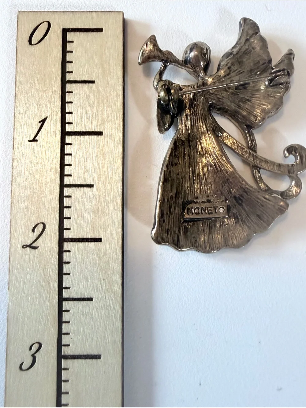 MONET Vintage Angel Sounding the Trumpet Crystal Pin Brooch Woman’s Jewelry